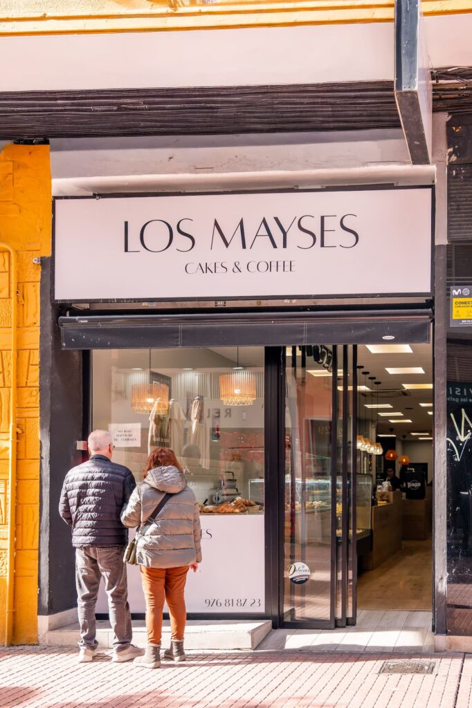 LOS MAYSES CAKES & COFFE